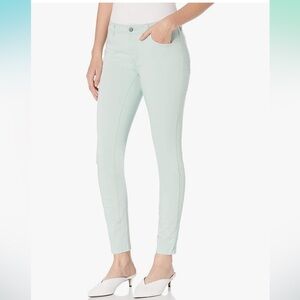 Mint green skinny pant